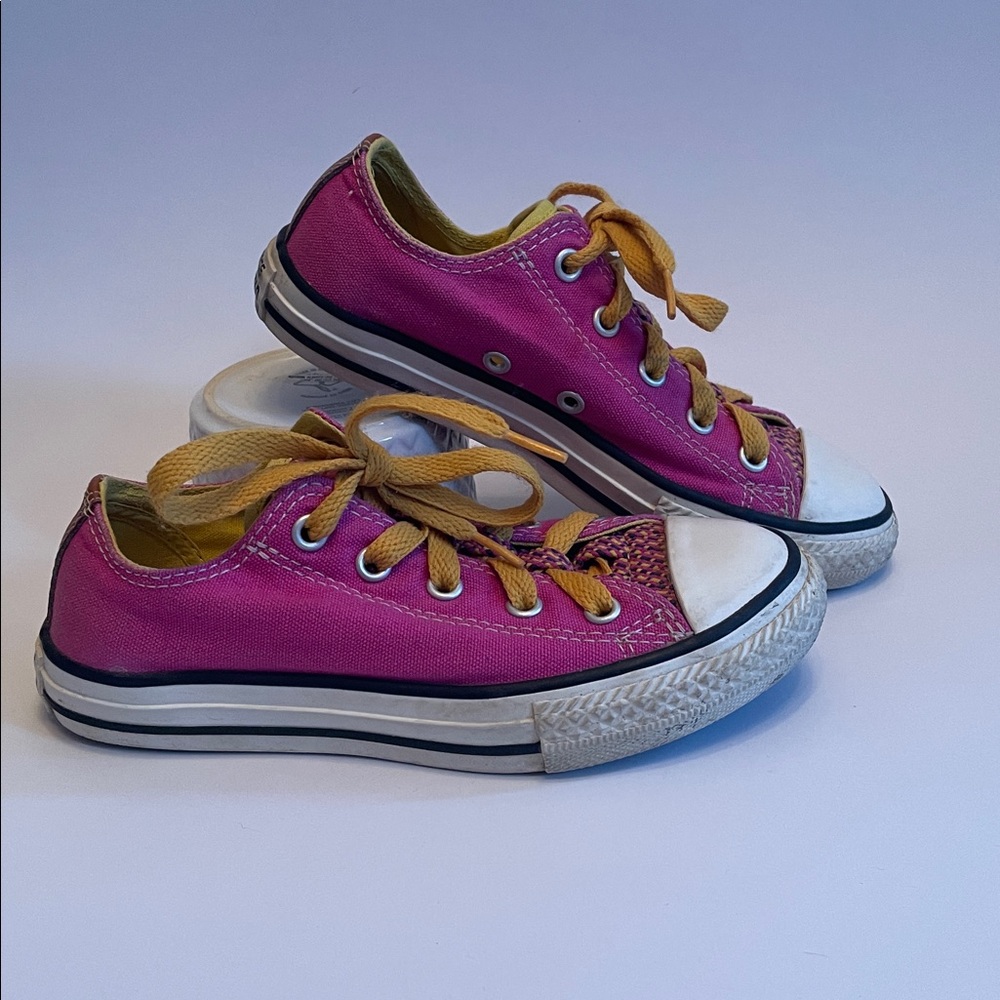 CONVERSE Junior Chuck Taylor Pink & Yellow Low-Top Sneakers Streetwear Preppy